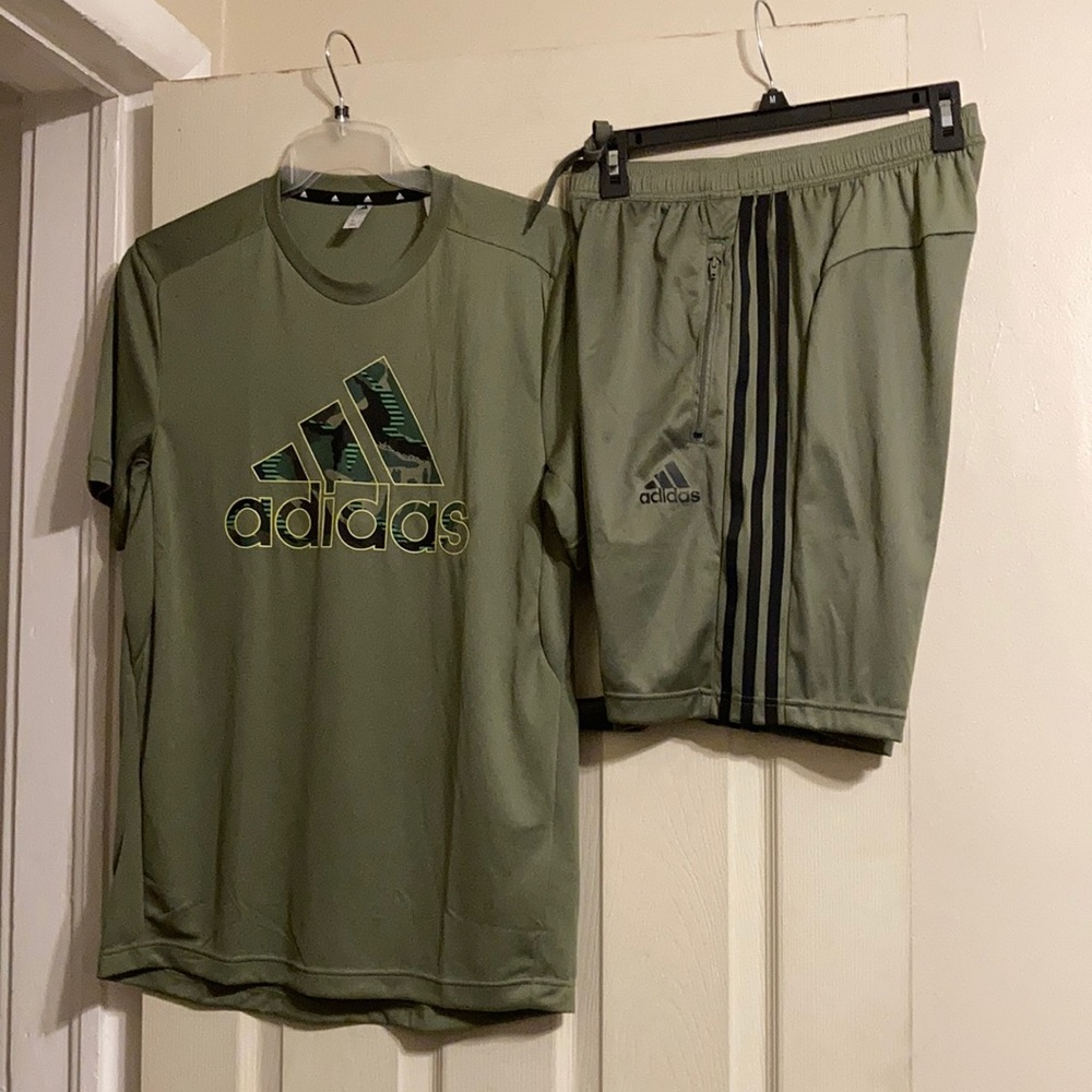 2 piece Adidas short set
